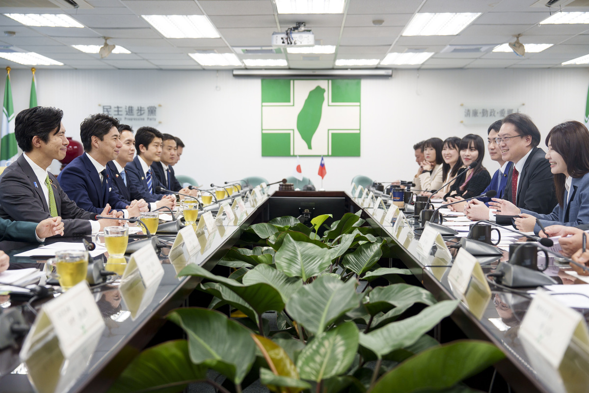 民進黨青年局與日本自民黨青年局交流   圖：民進黨/提供