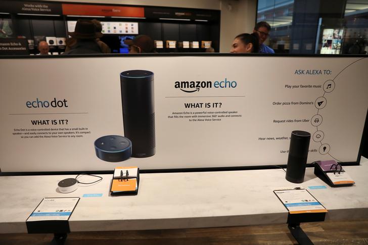 亞馬遜的智慧音響裝置Echo，主要能夠藉由助理提供控制智慧家電、上網購物等相關服務。   圖：達志影像/路透社