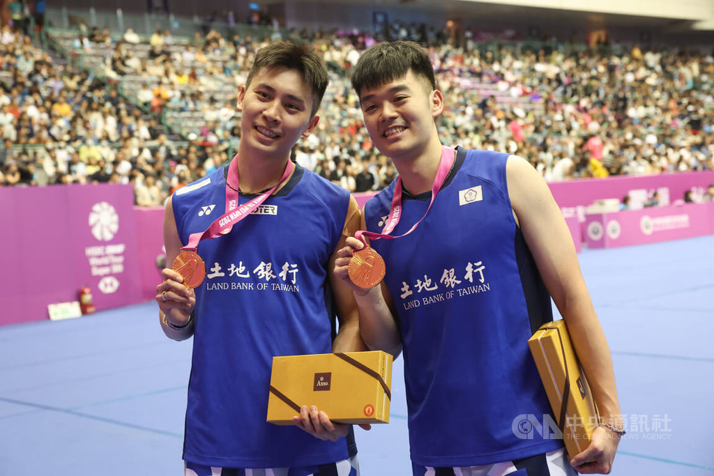 台北羽球賽奪搭檔首冠 王齊麟：換我帶邱相榤衝了