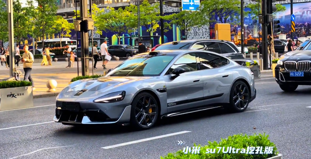 小米 SU7 Ultra。