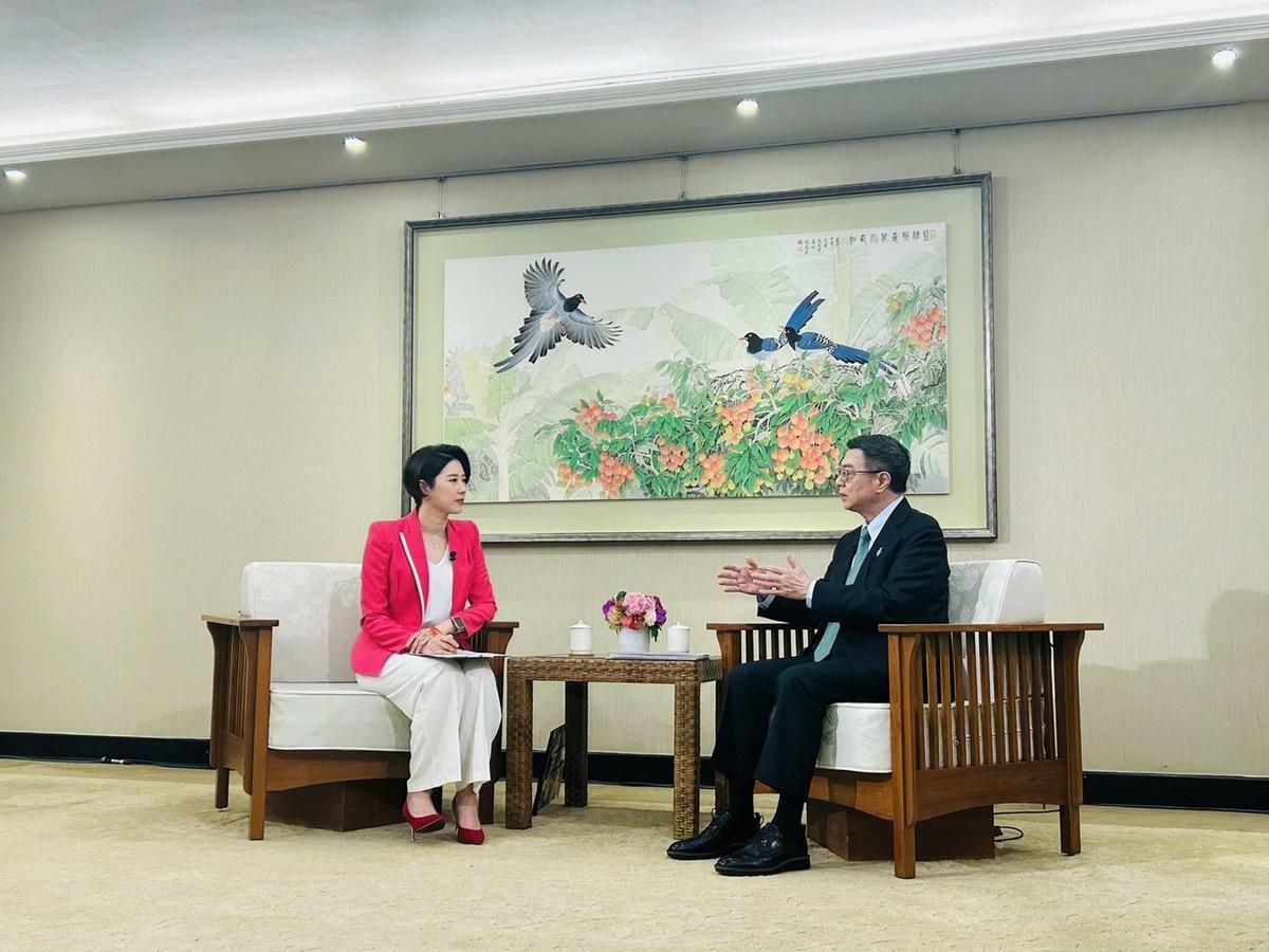 520就職滿週年之際，行政院長卓榮泰接受主持人許貴雅專訪。   圖：三立電視提供