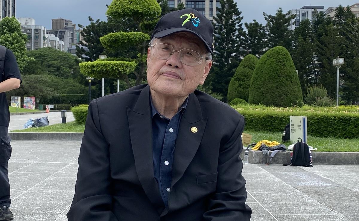 受難者潘英雪小弟潘信行   圖：林朝億/攝