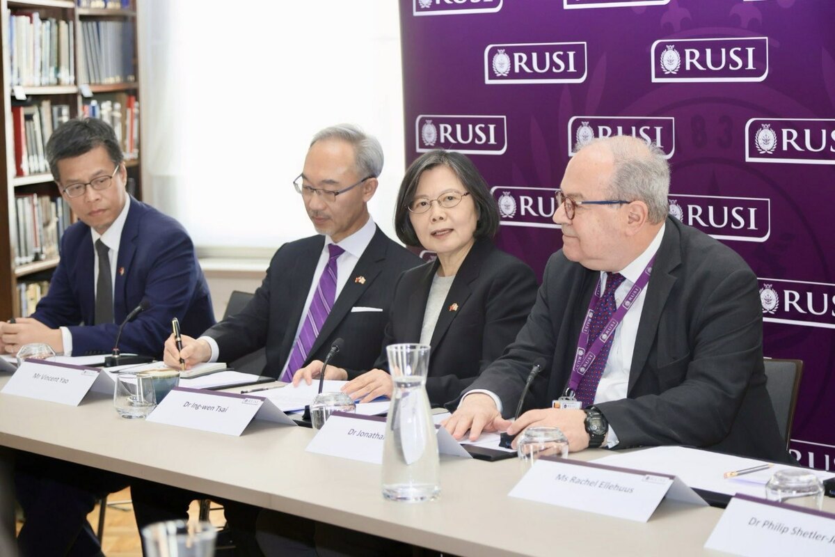 蔡英文前總統出席英國王家三軍聯合國防研究所（RUSI）座談。   圖：外交部提供