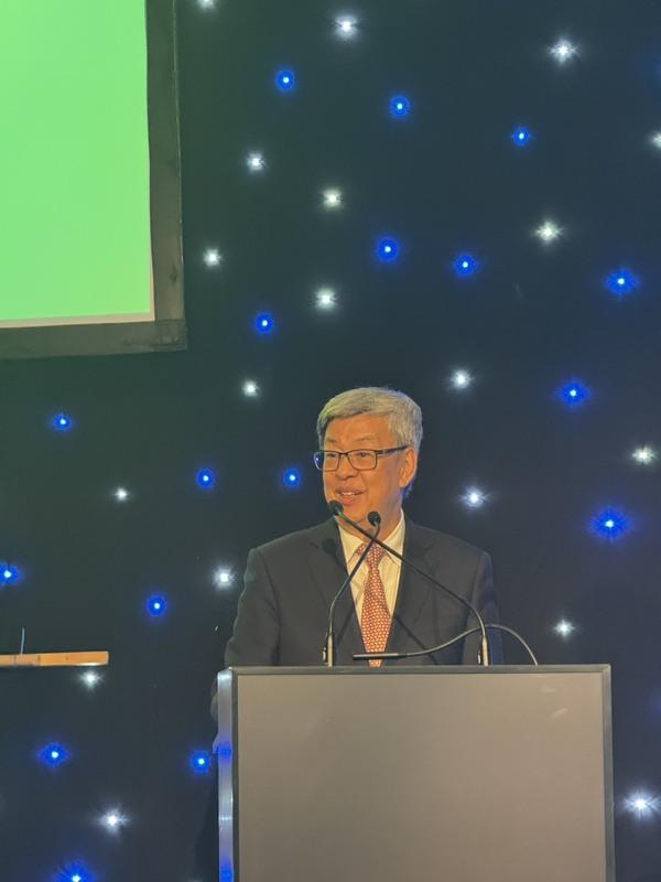 前副總統陳建仁出席完教宗良十四世就職典禮後，隨即前往日內瓦參加台灣民間與官方的世衛場邊活動，並出席台灣醫界聯盟基金會舉辦的晚宴。   圖：台灣醫界聯盟基金會提供