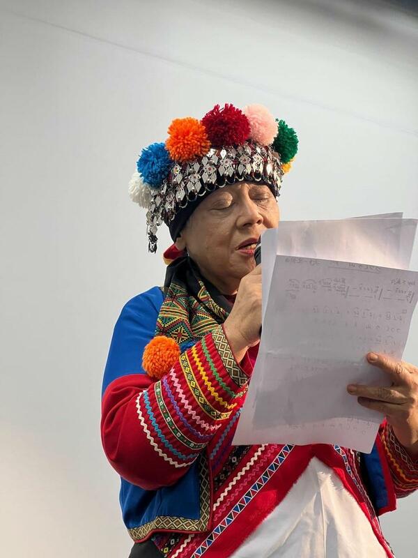  「台灣人權及音樂故事展—高一生先生，三代的家族之歌」開幕式高美英獻唱 圖：駐日臺灣文化中心提供 