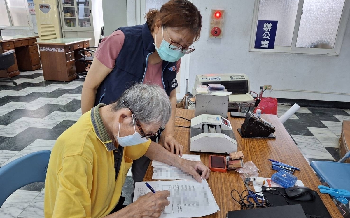 鼓勵高齡駕駛繳回駕照 高市府攜手監理所好禮大放送 
