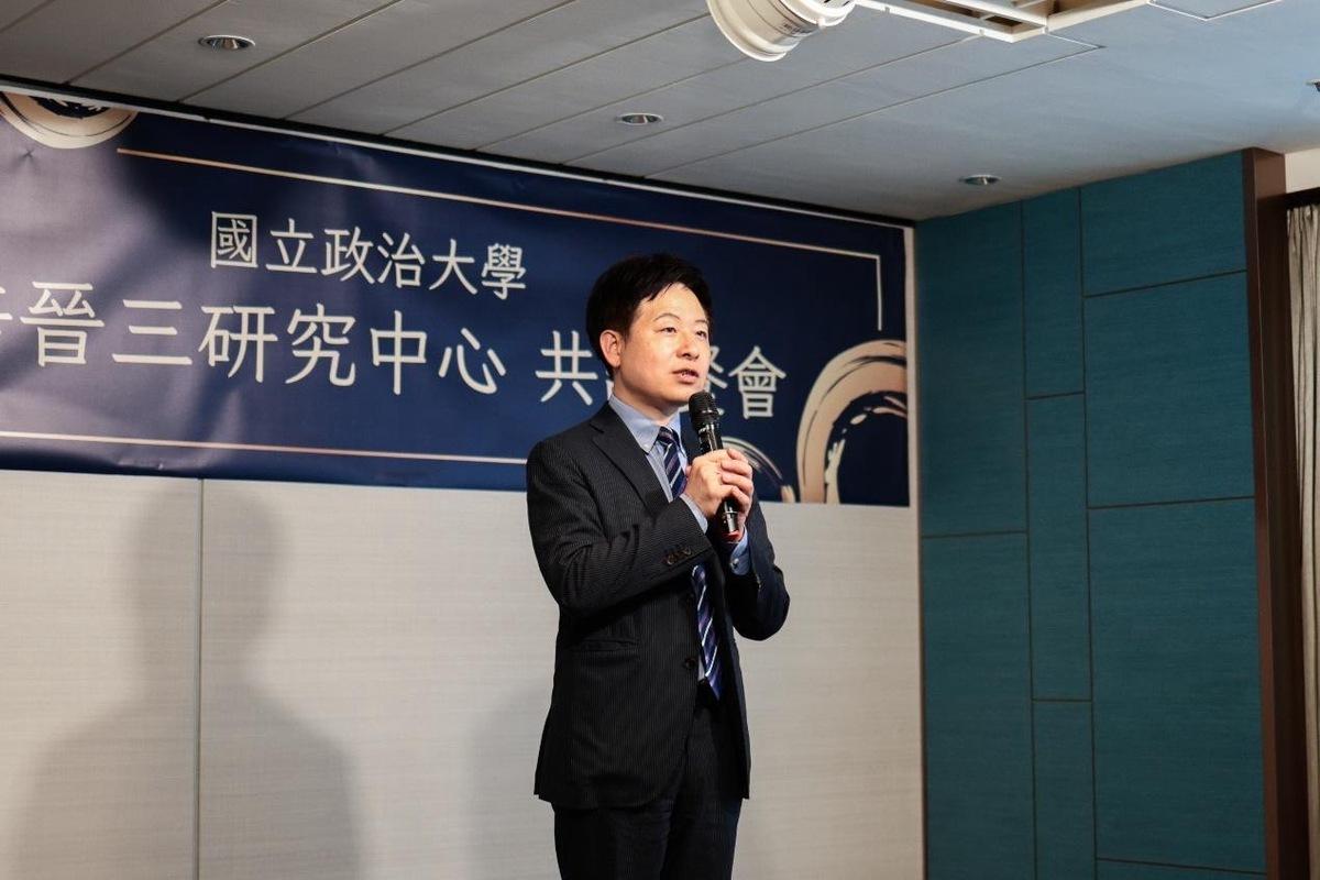  李世暉主任說明安倍晉三研究中心成立旨趣。 圖：shihyi.work 提供 