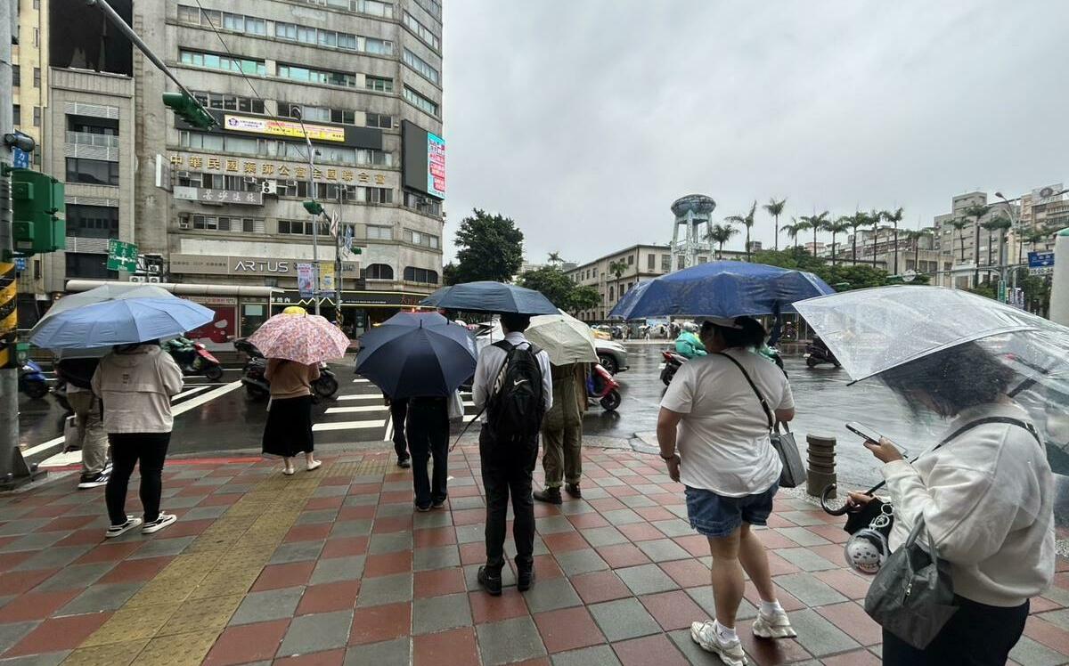 今年最強一波梅雨鋒面接近！專家示警：5/28起連三天 全台降雨機會大