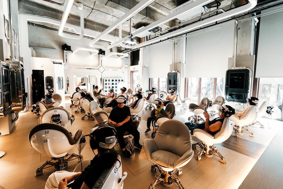 法國生活節首度推出VR電影。   圖：高雄市行政暨國際處/提供