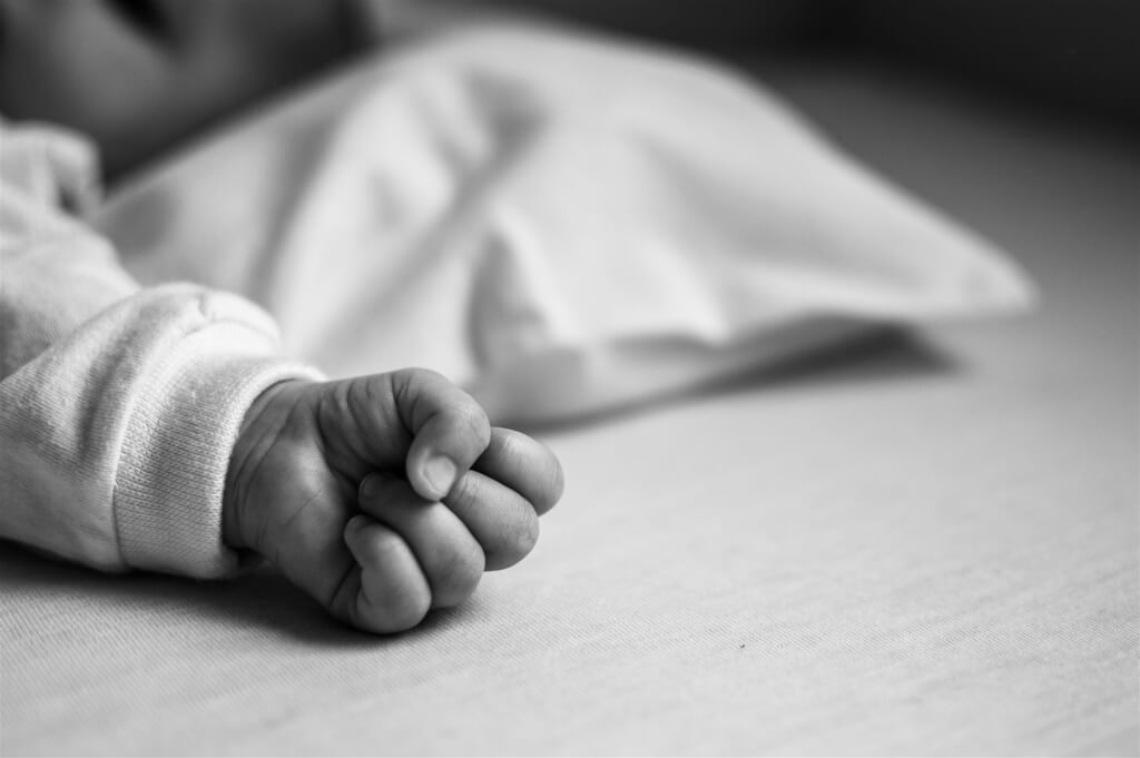 嘉義4歲女童送醫不治疑兒虐 28日解剖釐清死因