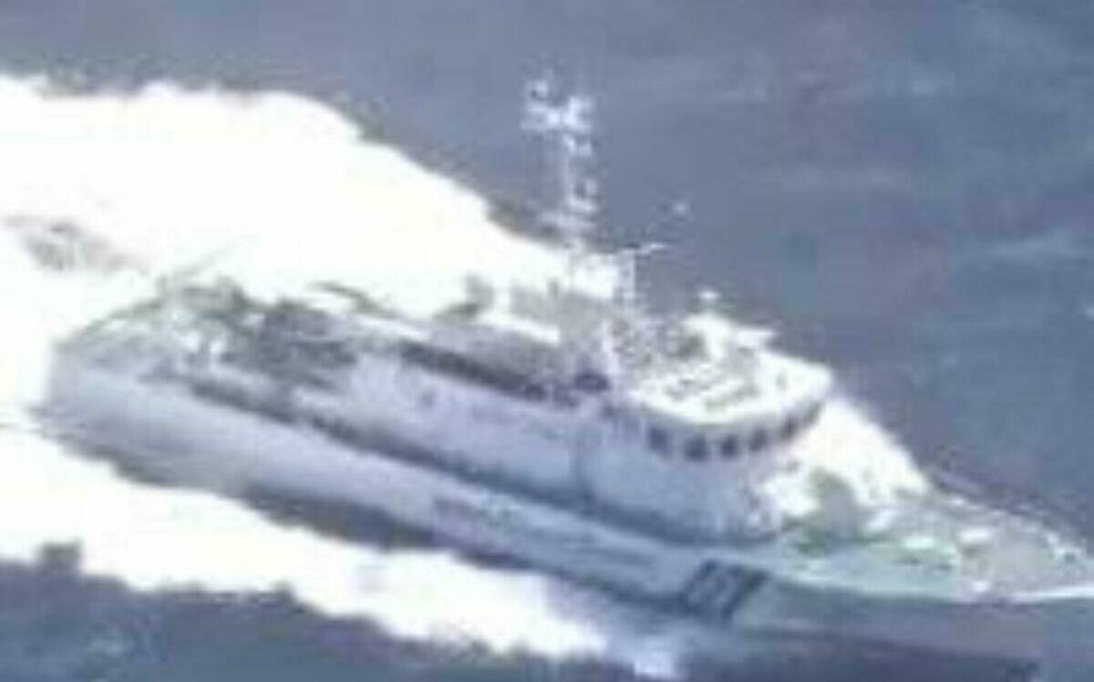 (影) 未發警告突在爭議海域開火！日艇巡邏南千群島 66發實彈突射擊