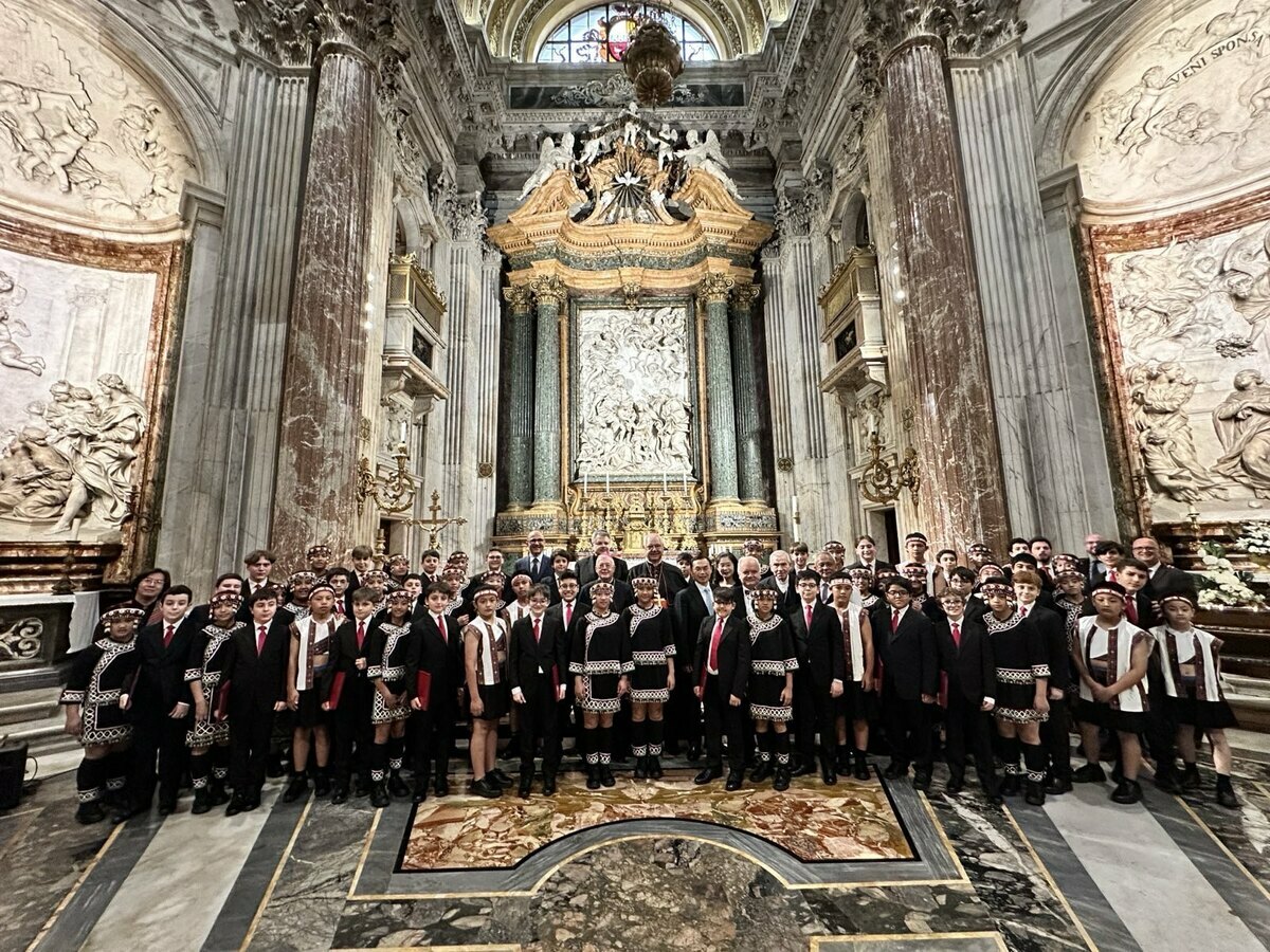  原聲童聲合唱團展現文化外交。 圖：翻攝林佳龍臉書 