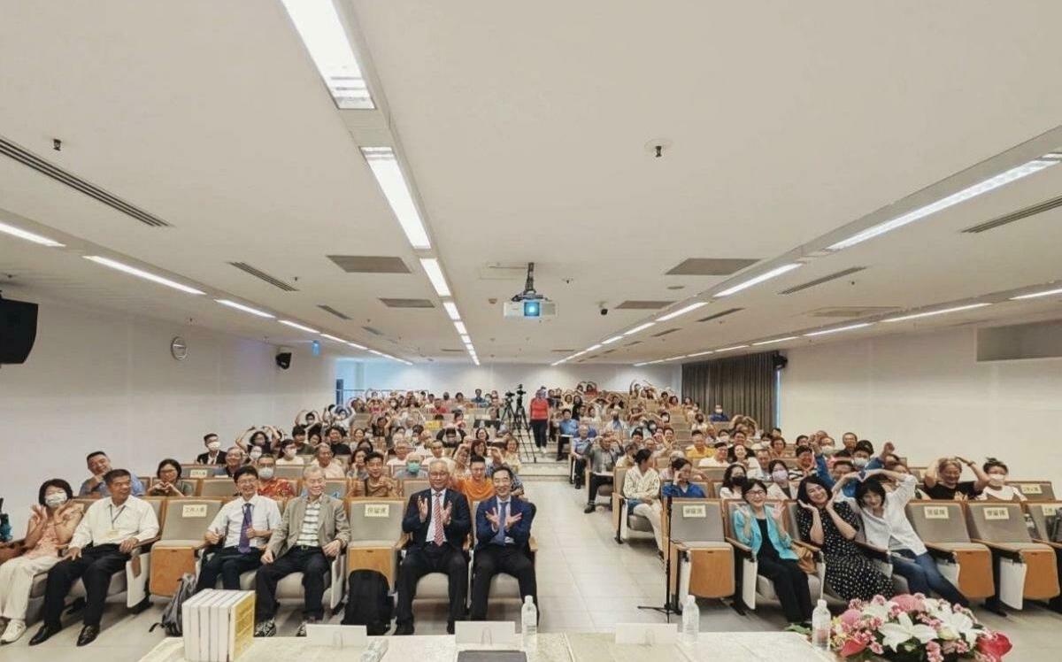 以史為鏡共論今局《笑談風雲》高雄場探討歷史思維與國安經濟戰略