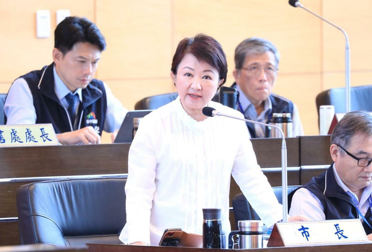 台中市長盧秀燕今（3）日利用台中市議會市政總質詢連環砲嗆中央。    圖：台中市政府/提供