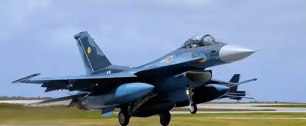  日本自衛隊戰機緊急起飛。 圖 : 翻攝自空天力量 