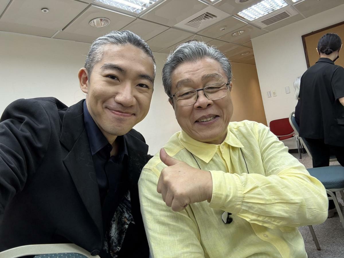 印太戰略智庫執行長矢板明夫為了紀念六四36週年，以及捍衛自由與台灣主體性，4日晚間在台北國際會議中心舉辦「挺自由愛台灣」公益音樂會。牙醫史書華與藝人楊烈也有出席表演。   圖：史書華提供