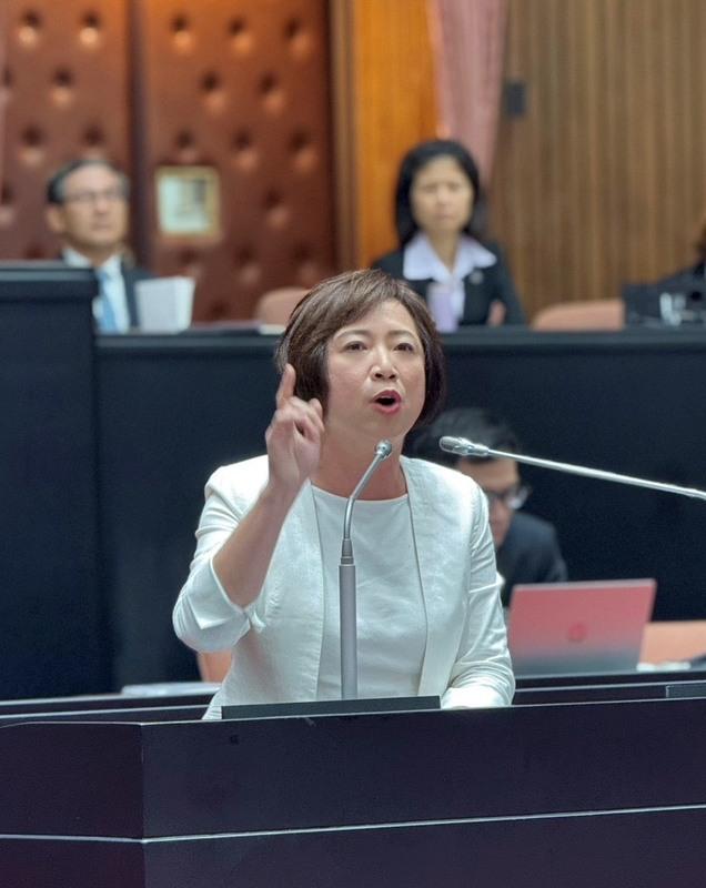 何欣純表示，她將為台中為台灣繼續努力！   圖：何欣純服務處/提供 