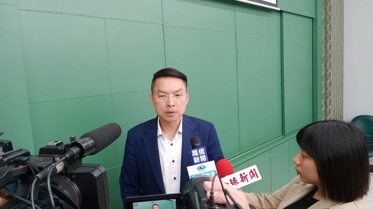 黃文益嗆柯志恩這一年在黨部主委任內都做了什麼？   圖：孫家銘攝