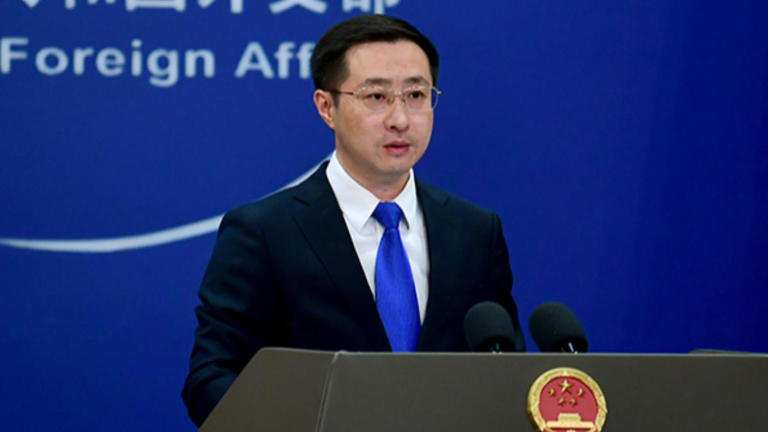 中遠海運2貨輪卡死荷姆茲海峽　官媒先喊「能過」慘遭現實打臉