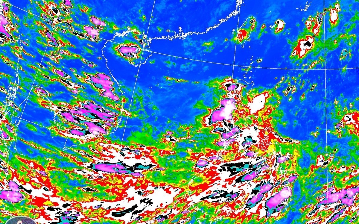 北部及山區今午後局部大雨 蝴蝶颱風最快下週生成