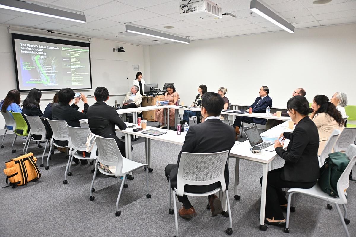 高市府訪團拜會波特蘭州立大學。   圖：高雄市行國處/提供
