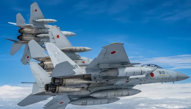  日本自衛隊戰機。 圖 : 翻攝自儒雅隨和老泰勒 