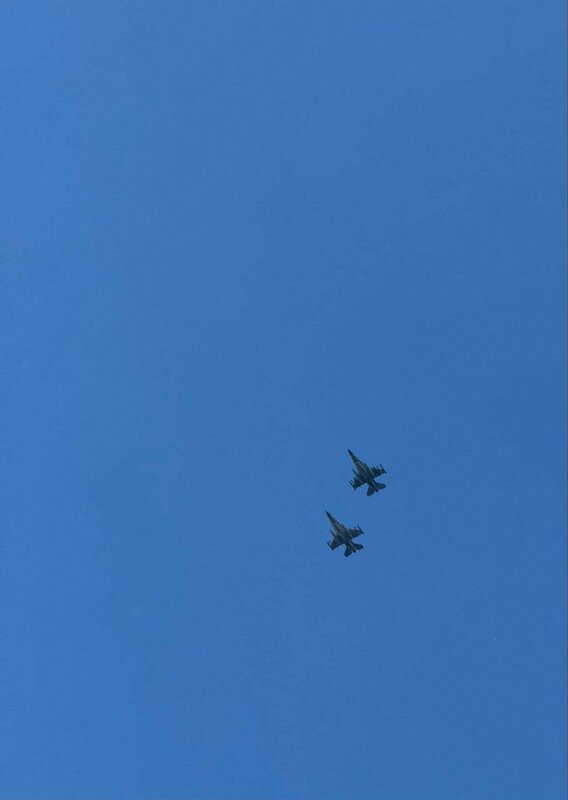  兩台 F-16 戰機被發現出現在俄烏戰場前線。 圖 : 翻攝自X