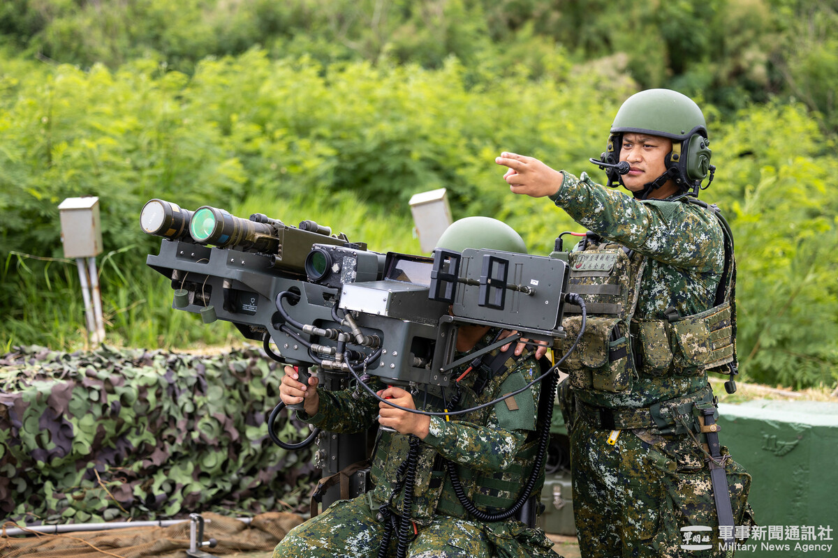 朱立倫與桃園市議員凌濤等人曾表態支持規模 9000 億元的「軍購條例」。（圖為去年漢光41號演習資料照） 圖：軍聞社提供 