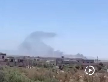  以軍派遣軍機協助德魯茲武裝民兵，對敘利亞臨時政府安全部隊的武裝力量發起空襲。 圖：翻攝自 @Israelwaronhama X 帳號 