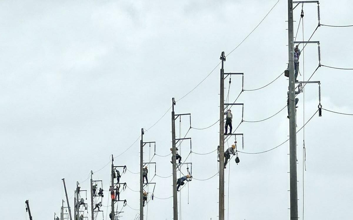 超時工作還要「擺拍」 台電工會聲明：員工不是機器更非政治籌碼