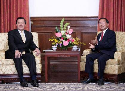  2008年4月1日，時任總統陳水扁與總統當選人馬英九在台北賓館舉行的扁馬會。 圖：翻攝自陳水扁新勇哥物語臉書 