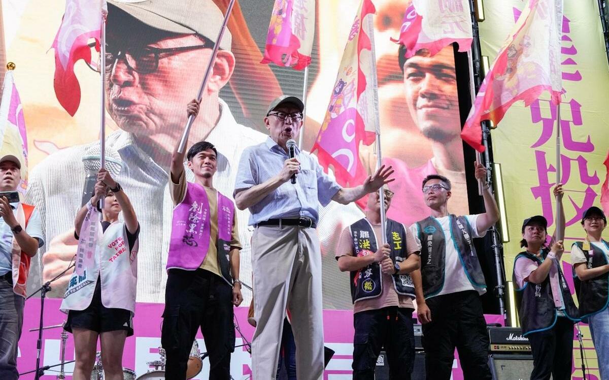 罷免黃金週！萬人高喊：「阿苗我愛你」、「黃國昌臭俗仔」 
