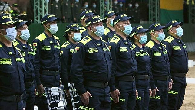 烏軍指揮官更進一步表示，已有約 2,000 名哥倫比亞人抵達烏克蘭，成為繼澳大利亞與阿塞拜疆之後的重要戰力來源。 圖:翻攝自X帳號@AllEvansichuan