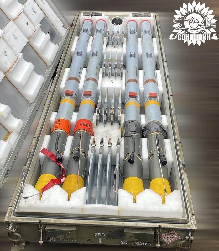  AIM-9L/M型「響尾蛇」空對空飛彈。 圖：翻攝自 FB粉專「世界尖端武器觀測站」 