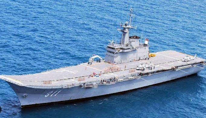  泰國航空母艦查克里．納呂貝特號。 圖 : 翻攝自MDC.idv.tw 