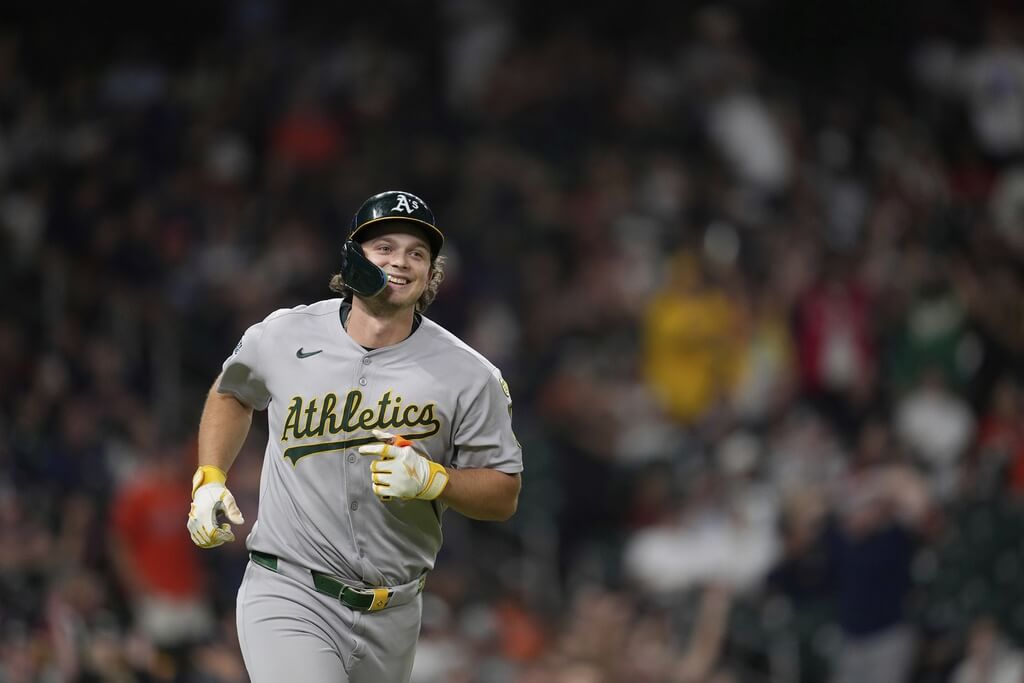 MLB運動家柯茲打爆太空人　史上首位單場4轟新秀
