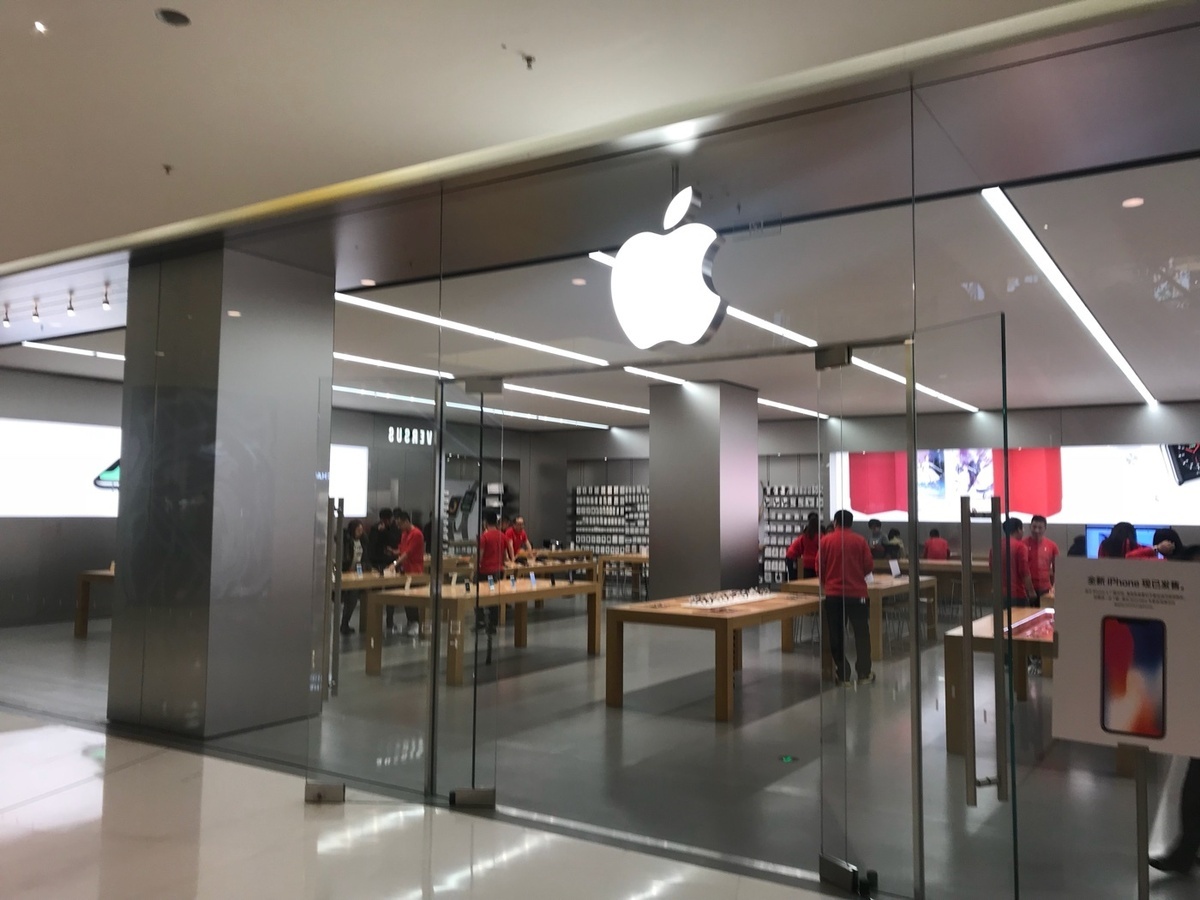  蘋果 iPhone 不在美國生產已經不是秘密，和川普的美國製造政策大相徑庭。 圖:翻攝自百度 