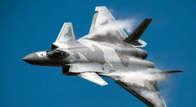  解放軍殲-20戰機。 圖 : 翻攝自星球調研室 