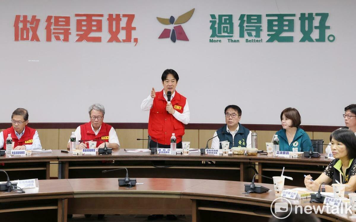 賴總統赴雲嘉南前進指揮所視察災後復原  黃偉哲感謝中央支持加速修繕