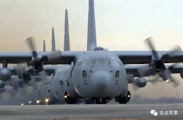  美軍超級大力神運輸機 。 圖 : 翻攝自微信/支點軍事 
