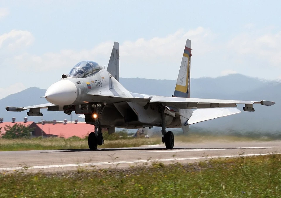  Su-30MKI 戰機。 圖：翻攝自騰訊新聞@零度 