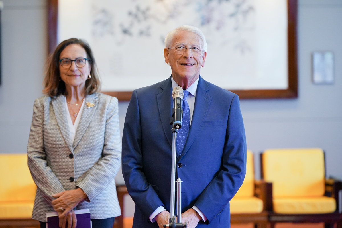維克（Roger Wicker）、費雪（Deb Fischer）發表簡短談話。 圖：外交部提供 
