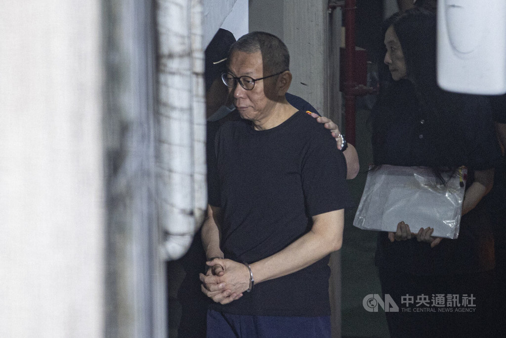 柯文哲、應曉薇求停押　審判長：合法適當時裁定