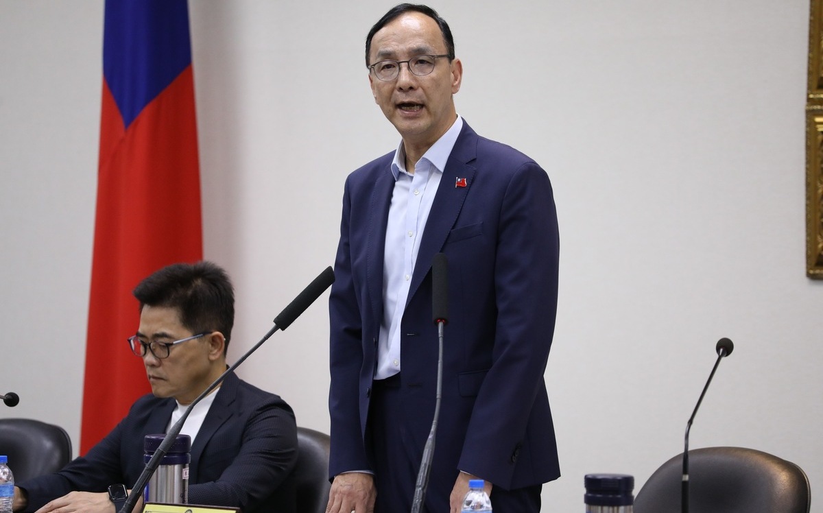 軍購案藍營不同調 朱立倫挺9000億、黨團定調3800億 N