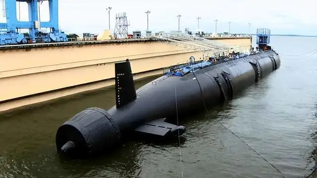  美國維吉尼亞級攻擊核潛艦。 圖：翻攝自 騰訊新聞@海事先鋒