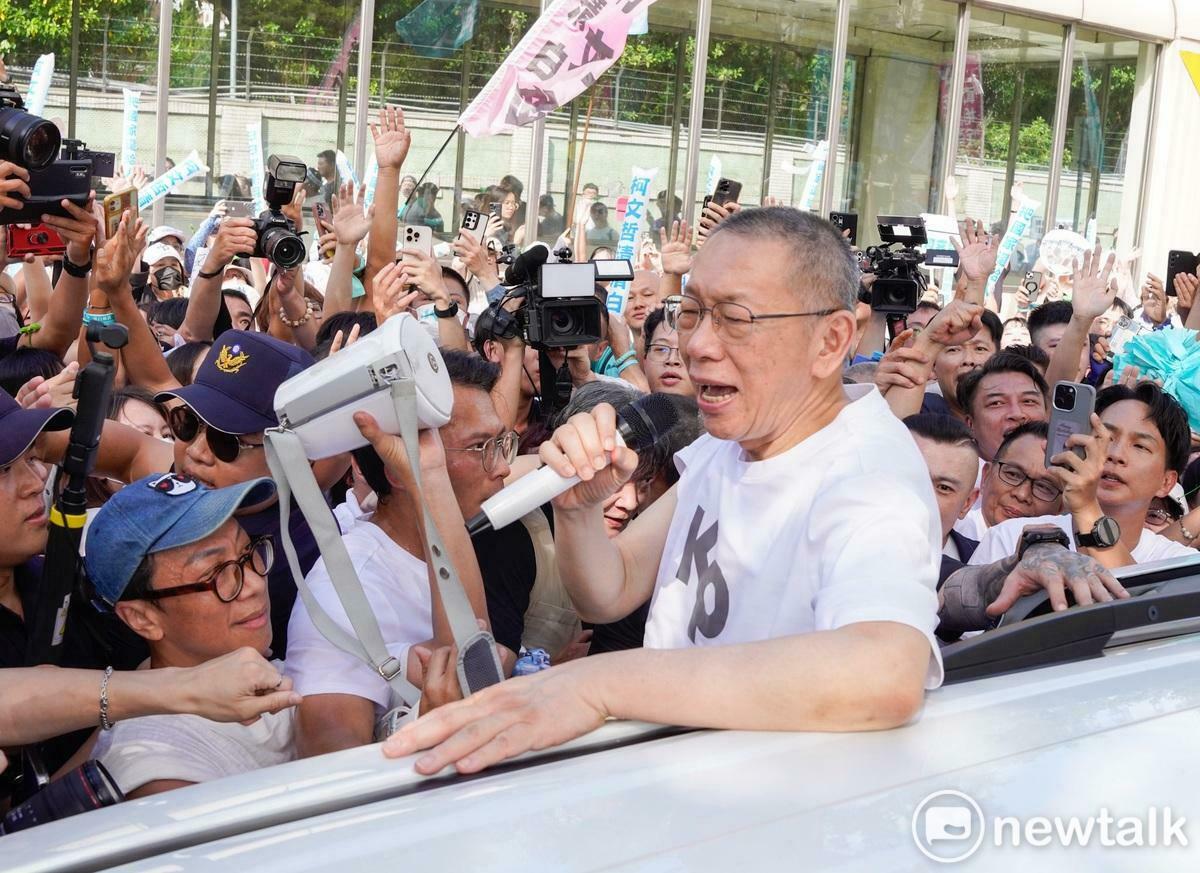  黃越綏今（9）日痛批柯文哲大言不慚自翊是南非英雄曼德拉，被7千萬重金交保居然演得像無罪似的，多達840頁的起訴書，難道都是在鬼畫符？ 圖：張良一 / 攝 