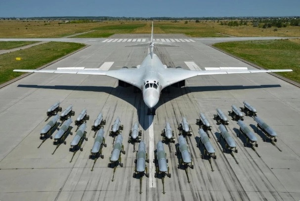  俄羅斯圖-160 戰略轟炸機。 圖：翻攝自 騰訊網 零度 Military 