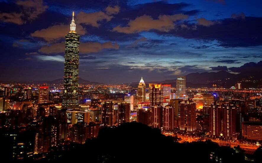 每坪要近700萬 台北101大樓連13年穩居「地王」