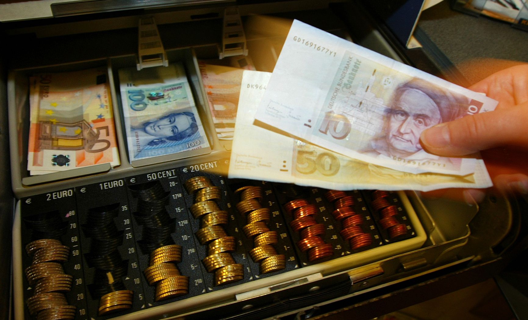 兩德統一20週年系列報導5 西德馬克打垮東德企業| 國際| Newtalk新聞