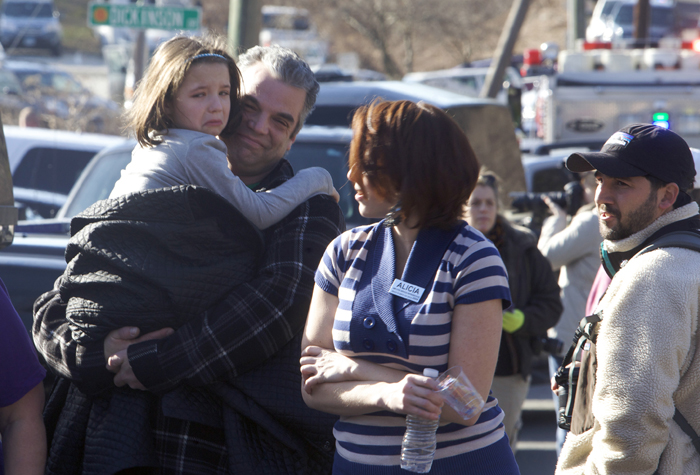 2012 年 12 月 14 日，美國康乃狄克州西部新鎮（Newtown）發生校園槍擊案。   圖：達志影像/路透社（資料照）